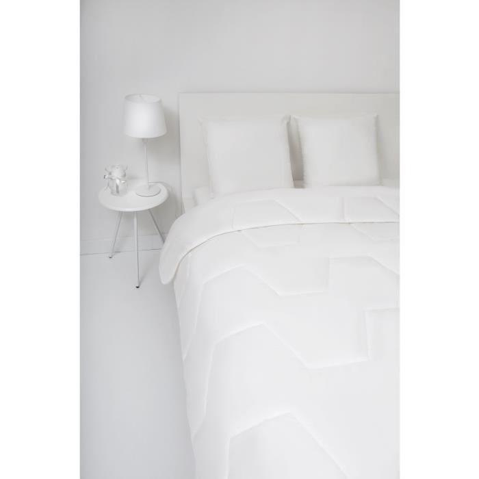 ABEIL Couette NUAGE de DOUCEUR 140x200 cm blanc