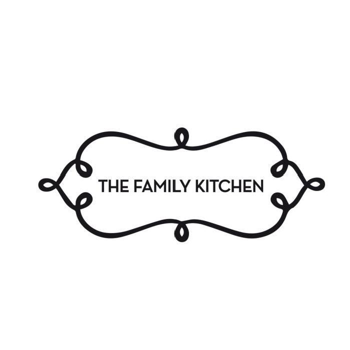 Stickers adhésif mural The Family Kitchen - 101x40cm