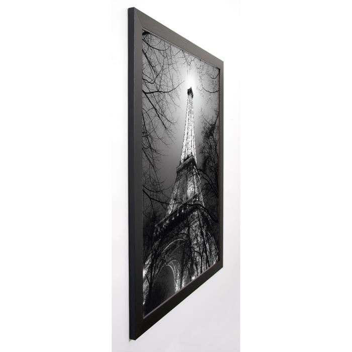 CARRARA ANTOINE Image encadrée Sa Majesté La Tour Eiffel 67x87 cm Gris