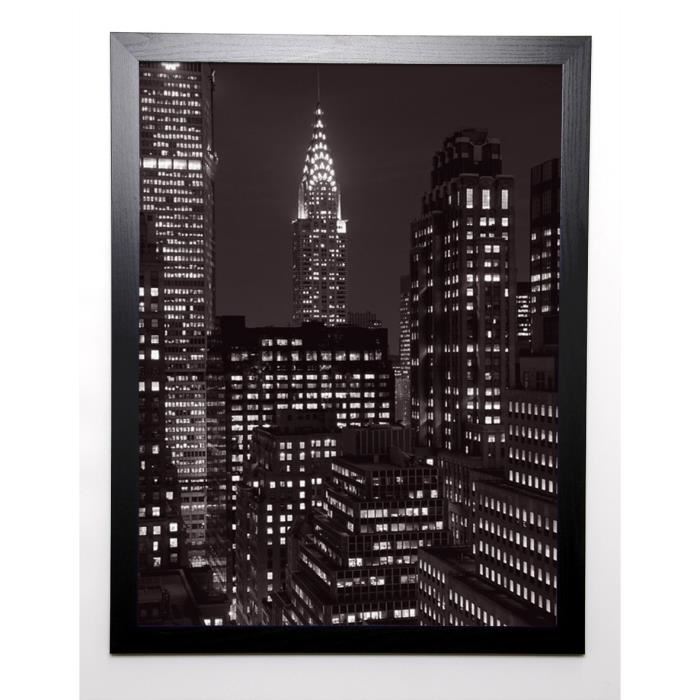 SETBOUN MICHEL Image encadrée Le Chrysler Building la nuit, Manhattan 57x77 cm Gris