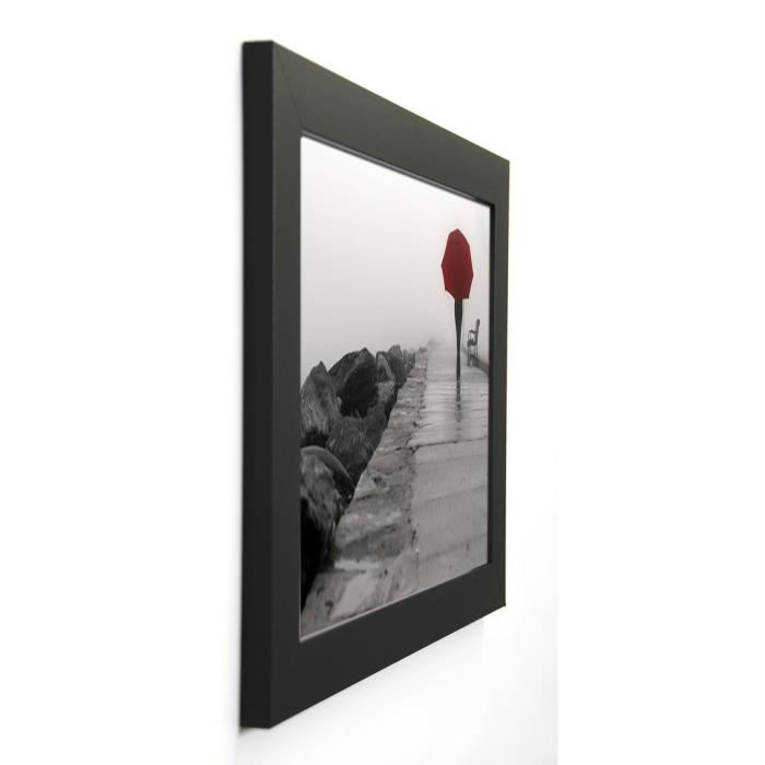 ANONYME Image encadrée Red Umbrella III - 37x47 cm - Rouge