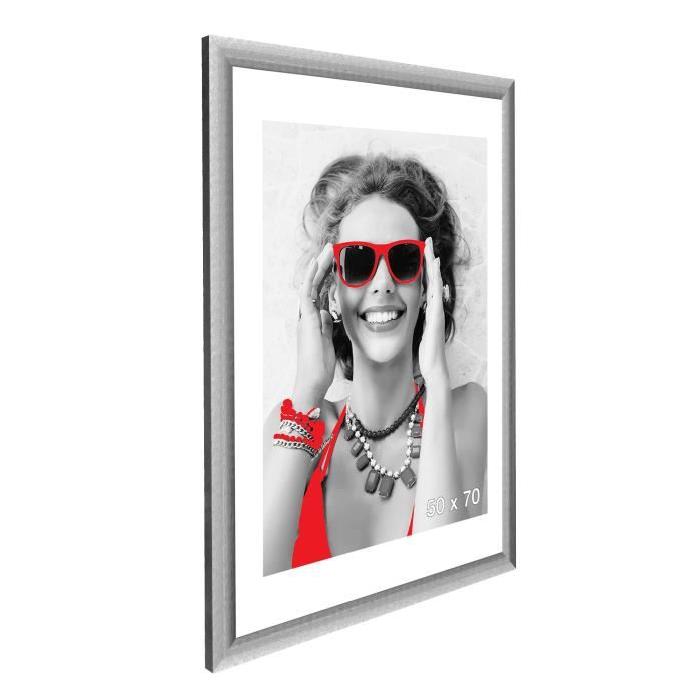 Cadre photo Athenes - 50x70 - Argent strié - Moulure 30x12mm